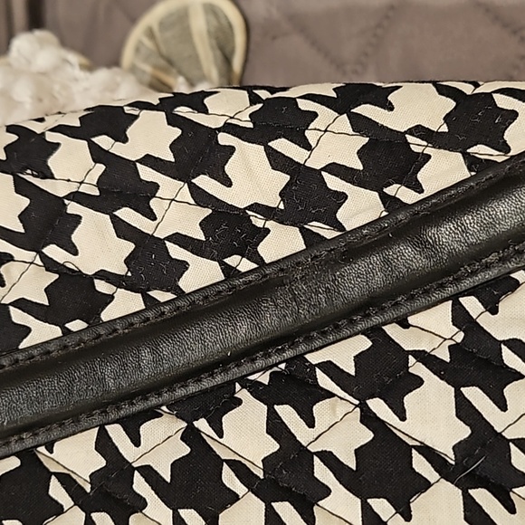 Vera Bradley Bag - Picture 7 of 16